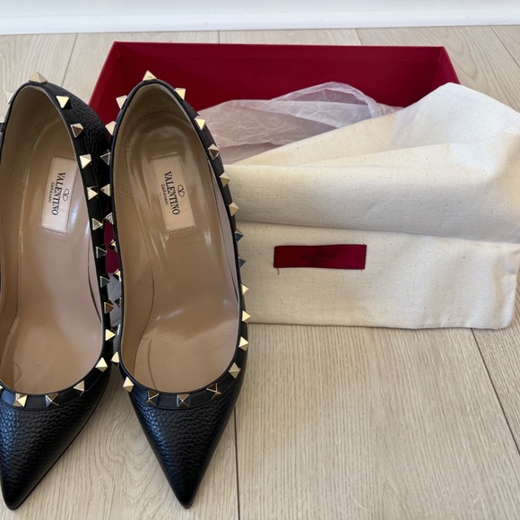 Valentino Rock Stud Pumps - Picture 3 of 4